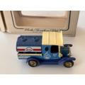 Ford Model T Tanker `Esso` 1920 (Lledo `Days Gone By` 1983 +/-1:60 - with box)