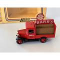 Chevrolet Truck `Barrs` 1934 (Lledo `Days Gone By` 1980s +/-1:60 - with box)