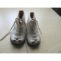 WHITE LEATHER BABY SHOES  - BABYFEIN - SIZE 17 - AS PER SCAN