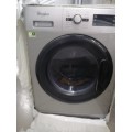A dual washing machine tumble dryer WHIRLPOOL like new