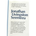 JONATHAN LIVINGSTON SEEMEEU - RICHARD BACH (1973)
