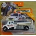 MATCHBOX WHITE FREIGHTLINER M2 106  (MADE IN THAILAND) CARDED