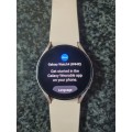 Samsung Galaxy Watch4 BT Smartwatch (40mm) - Pink/Gold