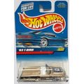 Hot Wheels 1963 Ford Thunderbird Made in 1998 Matchbox Scale Model Metal Base HOTWHEELS