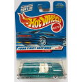 Hot Wheels 1963 Ford Thunderbird Made in 1998 Matchbox Scale Model Metal Base HOTWHEELS