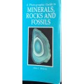 Minerals, Rocks and Fossils - John L Roberts