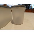 Addis Plastic cereal dispenser/storage container with easy pour Grey lids.