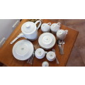 Dinnerware set: Noritake Arctic White Sri Lank 4000.  Crockery  23 piece
