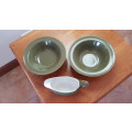 Table Serving Ware Set:   2x Porcelain Bowls green coloured, 1x Porcelain Gravy Boat