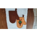 Vintage Zulu curio. Hand stitched felt decorative oven gloves - dates to the 1960s.