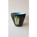 Indoor flower pot/planter. Vintage stone ware flower pot. Black outer with green pattern