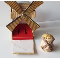 A collectors windmill thimble in original presentation box. Made in England.