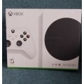 Xbox Series S -  512 GB Digital Console with 1 Controller (Brand New)