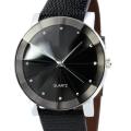 MEN'S ELEGANT BLACK GLOSS FINISHED GLASS DIAL WITH TEXTURED BLACK STRAP WATCH