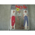 STYLE PATTERNS 4283  CASUAL PANTS SIZEO = 14 + 14 + 16 COMPLETE