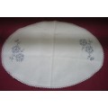 UNUSED OVAL TRAY MAT WITH LACE EDGE - READY TO BE EMBROIDERED - 42 CM LENGTH