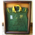 FRAMED 1999 SPRINGBOK WORLD CUP RUGBY JERSEY WITH 23 ORIGINAL SIGNATURES