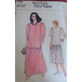 VOGUE VERY EASY PATTERNS 8585 DRESS WITH GATHERED SLEEVES   SIZE 14 + 16 + 18 - COMPLETE