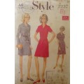 STYLE 2237 DRESS WITH FRONT FASTENING SIZE 12 BUST 34`  COMPLETE-ZIPLOC