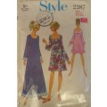VINTAGE STYLE 2287 STUNNING A-LINE DRESS WITH LOWERED NECKLINE SIZE 10 BUST 32 COMPLETE-ZIPLOC BAG