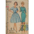 VINTAGE SIMPLICITY 4232 ONE PIECE DRESS WITH DETACHABLE COLLAR SIZE 16 BUST 36 COMPLETE