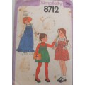 SIMPLICITY 8712 GIRLS PINAFORE & BLOUSE SIZE 5 YEARS CHEST 61 CM COMPLETE
