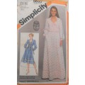 SIMPLICITY 9893  FITTED DRESS IN 2 LENGTHS SIZE 12 BUST 87 CM COMPLETE