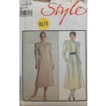 STYLE 1083 FRONT WRAP DRESS SIZE 14 COMPLETE-UNCUT-F/FOLDED