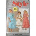 STYLE 4411 GIRLS BRIDESMAID OR PARTY DRESS SIZE 5 YEARS COMPLETE-UNCUT-F/FOLDED