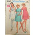VINTAGE SIMPLICITY 8137 DRESS WITH 2 NECKLINES SIZE 12 BUST 34 COMPLETE