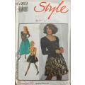 STYLE 1935 -JACKETS & SKIRTS SIZE 6-16 COMPLETE