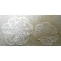 SET OF TWO FINELY VINTAGE CROCHETED ROUND DOILIES