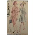 VINTAGE BUTTERICK 2258 TWO PIECE OUTFIT SIZE 10 BUST 31 COMPLETE