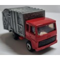 Matchbox Waste removal truck (2)