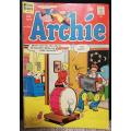 Vintage Archie Comic Book. Changing Times. Feb - 1972. No: 215.
