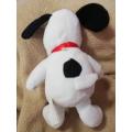 Happiness is a hug from Snoopy! 20cm. Bargain!