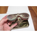 WW2 RAF Goggles.....in original tin - reason for low price below.....