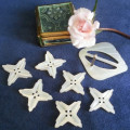VINTAGE MOTHER OF PEARL BUTTONS AND BUCKLE.....INCLUDED SMALL GLASS AND BRASS TRINKET BOX