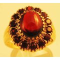 Beautiful 9ct Solid Yellow Gold and Genuine Garnets Ring