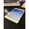 Apple iPad Mini 2 16GB Silver Wifi + 4G