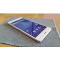 Sony Xperia Z3 16GB White {Touch damaged}