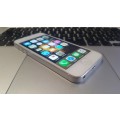 iPhone 5 16GB Silver {Great Condition} (6 Month Warranty)