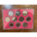 COMPLETE SET OF COMMEMORATIVE R5 COINS 1994 TO 2021 IN CAPSULES AND TRAY