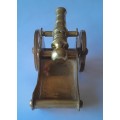 Vintage Brass Model Cannon. Length : 15 cm.