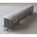 Vintage Tri-ang Pullman `Mary` 1st Class Coach (R228). OO Gauge.