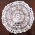 Lovely vintage crocheted doily - 38cm across