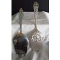 Two vintage cake lifters