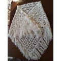 Stunning Vintage crocheted shawl - adult size