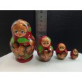 Russian nesting doll (4 dolls)