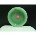 Vintage jadeite green glass bowl (Weird listing... I have no idea)